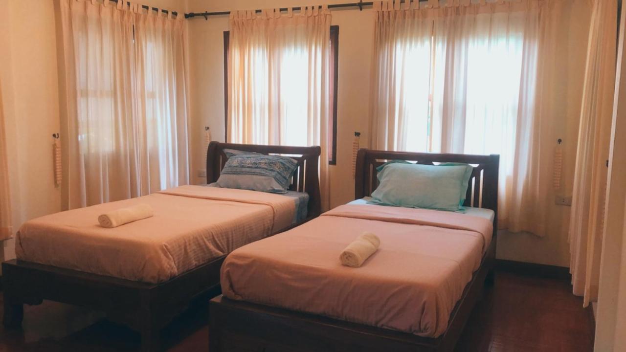 Ruennamyen Resort Amphawa Samut Songkhram Bagian luar foto