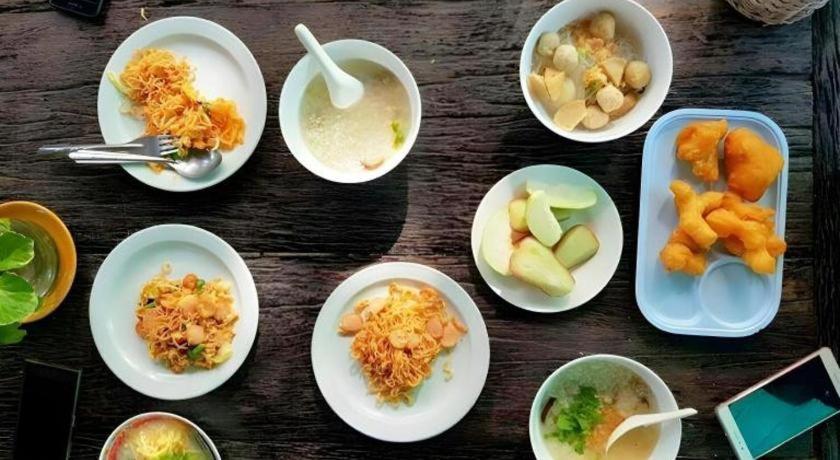 Ruennamyen Resort Amphawa Samut Songkhram Bagian luar foto