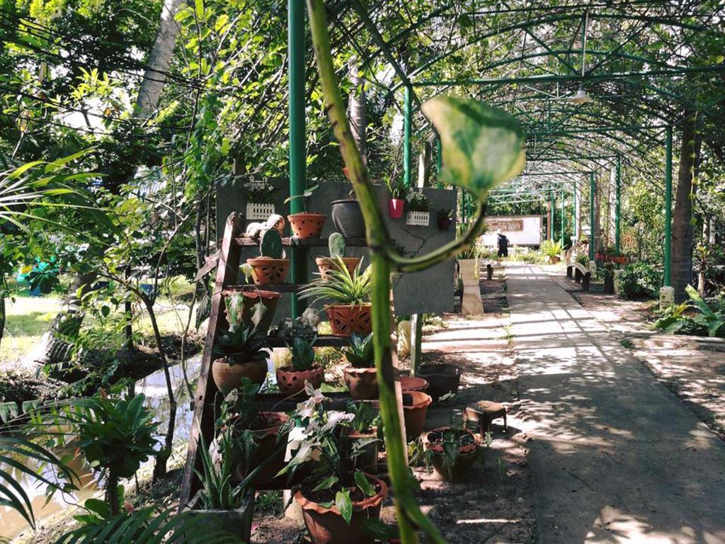 Ruennamyen Resort Amphawa Samut Songkhram Bagian luar foto