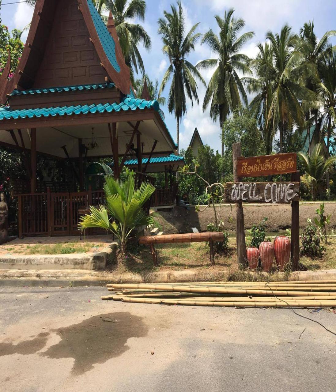 Ruennamyen Resort Amphawa Samut Songkhram Bagian luar foto